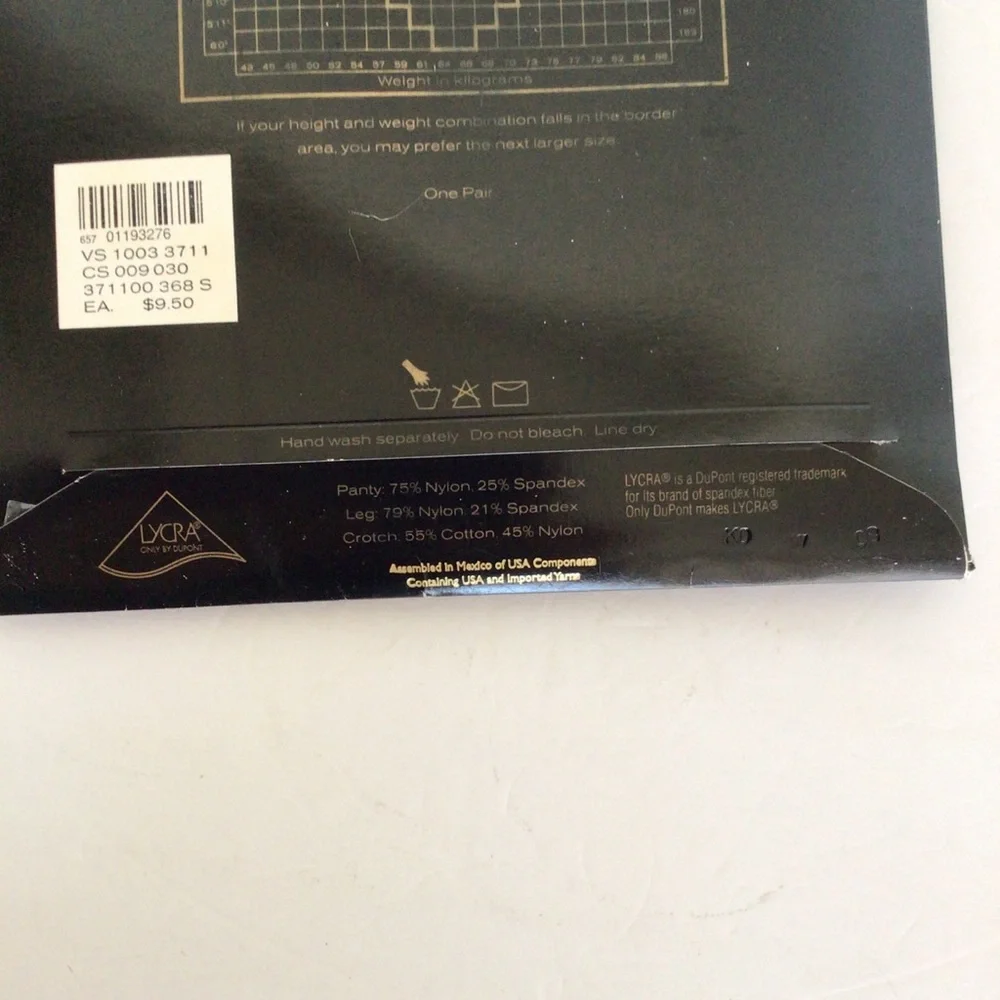 VICTORIAS SECRET SENSUAL SHAPER PANTYHOSE SIZE SMALL NWT BLACK.